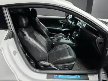 2022 Ford Mustang с пробегом 37 301 км