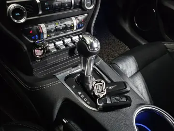 2020 Ford Mustang с пробегом 50 941 км