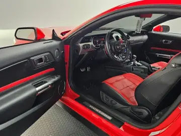 2022 Ford Mustang с пробегом 38 309 км