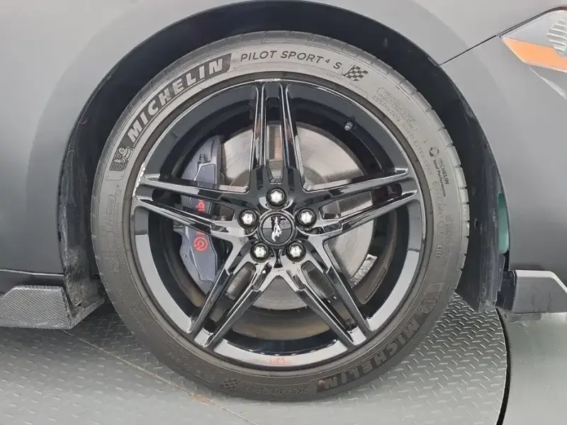2020 Ford Mustang с пробегом 30 185 км