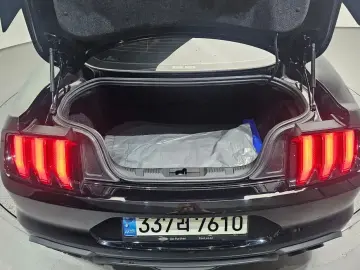 2022 Ford Mustang с пробегом 38 352 км