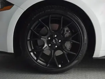 2021 Ford Mustang с пробегом 20 158 км