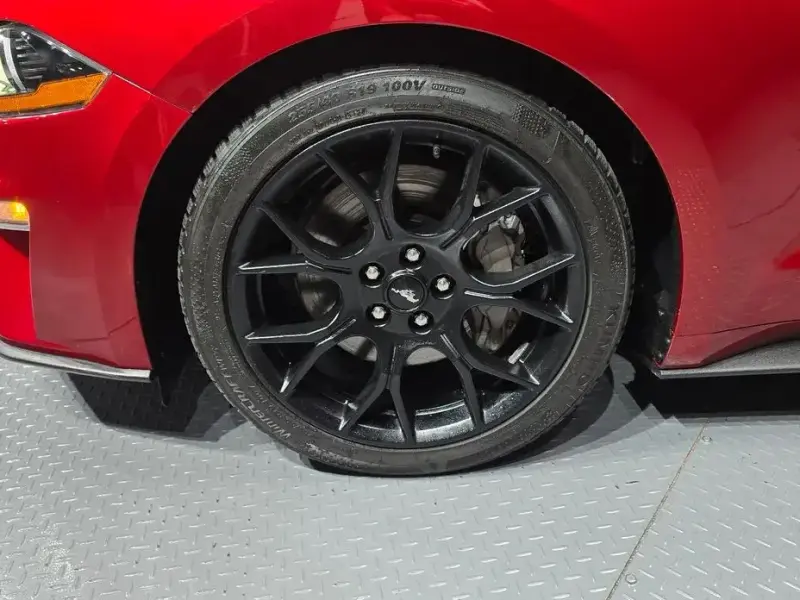 2019 Ford Mustang с пробегом 102 363 км