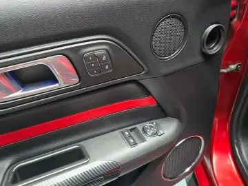 2019 Ford Mustang с пробегом 102 363 км