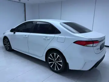 2022 Toyota Levin с пробегом 46 000 км