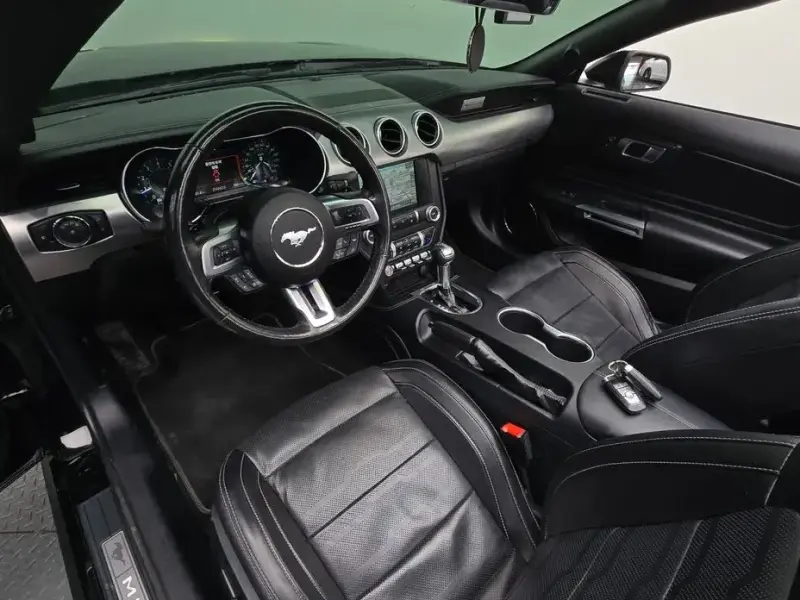 2022 Ford Mustang с пробегом 83 461 км