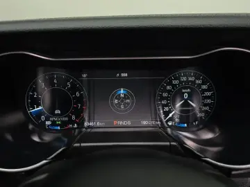 2022 Ford Mustang с пробегом 83 461 км