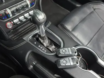 2022 Ford Mustang с пробегом 83 461 км