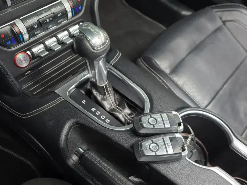 2022 Ford Mustang с пробегом 83 461 км