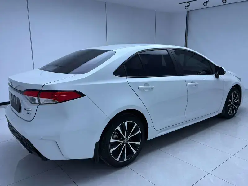 2022 Toyota Levin с пробегом 46 000 км