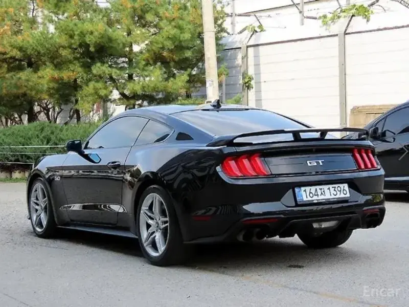 2020 Ford Mustang с пробегом 111 020 км