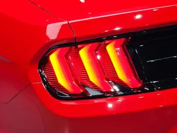 2021 Ford Mustang с пробегом 62 964 км