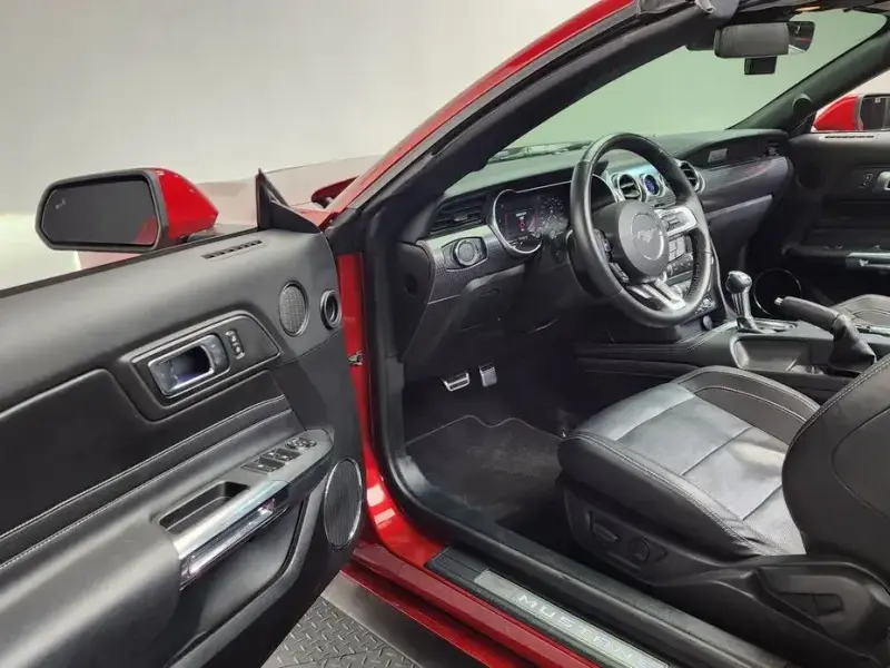 2022 Ford Mustang с пробегом 19 920 км