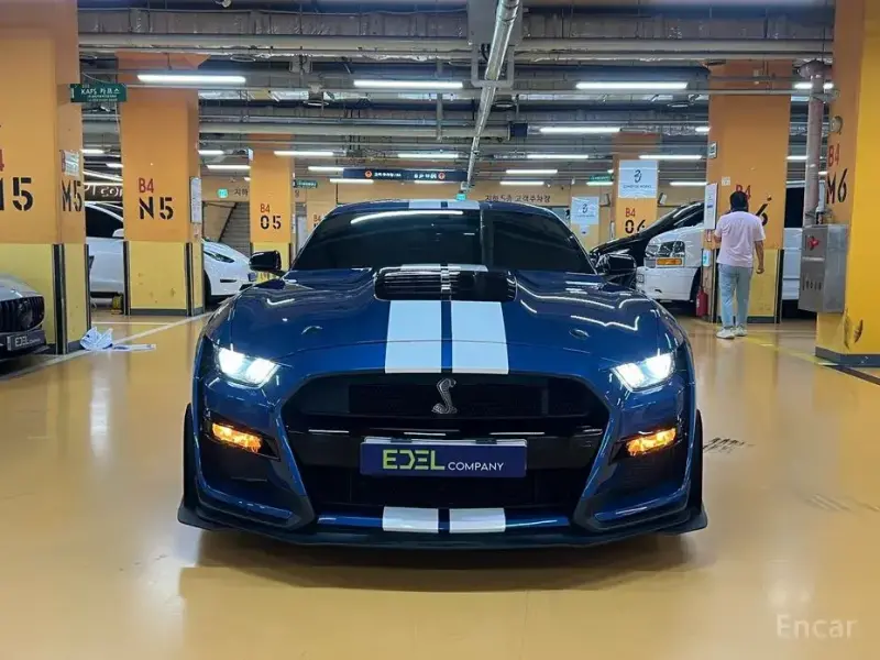 2020 Ford Mustang с пробегом 13 245 км