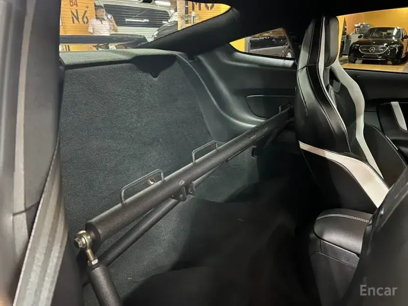2020 Ford Mustang с пробегом 13 245 км