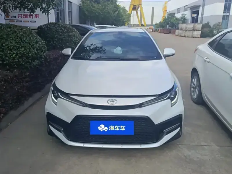2022 Toyota Levin с пробегом 42 000 км