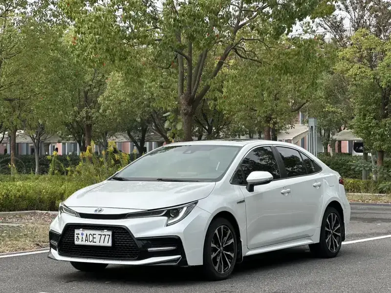 2021 Toyota Levin с пробегом 20 000 км