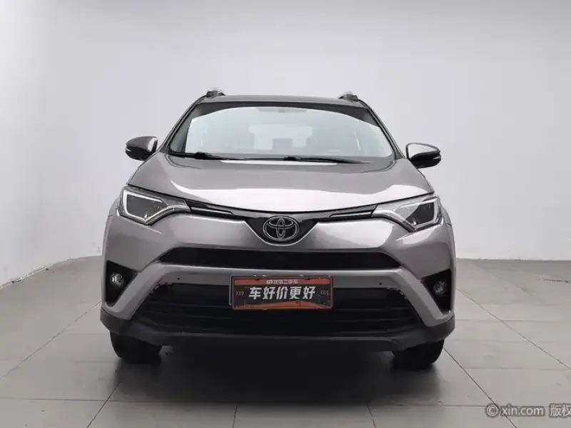 2019 Toyota RAV4 с пробегом 71 600 км