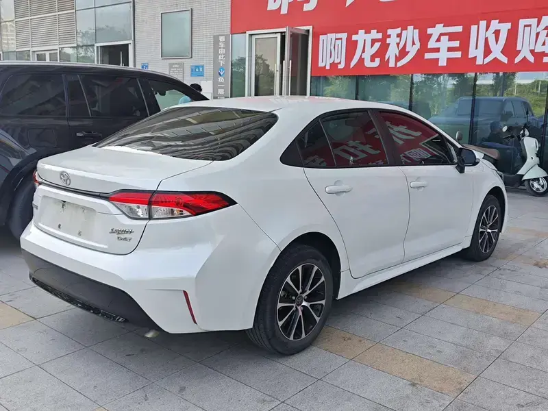 2023 Toyota Levin с пробегом 28 100 км