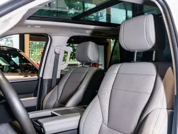2023 Toyota Sequoia с пробегом 50 500 км