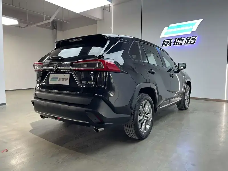 2022 Toyota Wildlander с пробегом 40 700 км