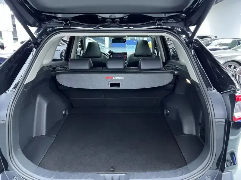2023 Toyota Wildlander с пробегом 56 200 км
