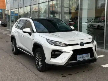 2023 Toyota Wildlander с пробегом 14 000 км