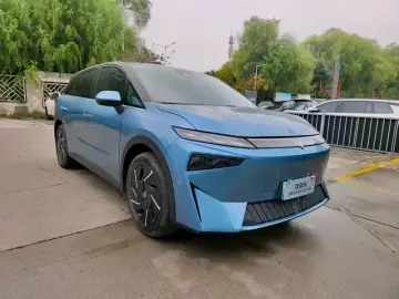 2023 Venucia VX6 с пробегом 61 000 км