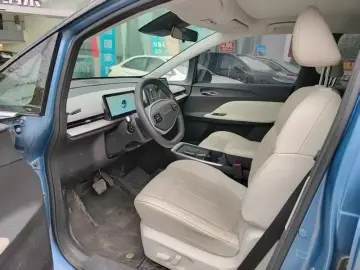 2023 Venucia VX6 с пробегом 61 000 км