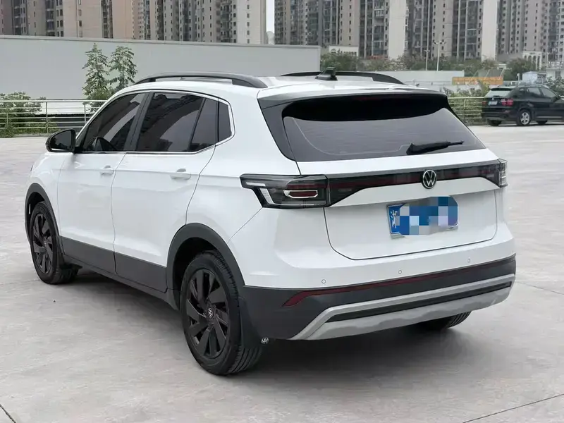 2025 Volkswagen Tharu с пробегом 40 000 км