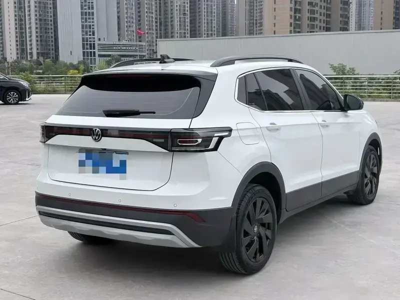 2025 Volkswagen Tharu с пробегом 40 000 км