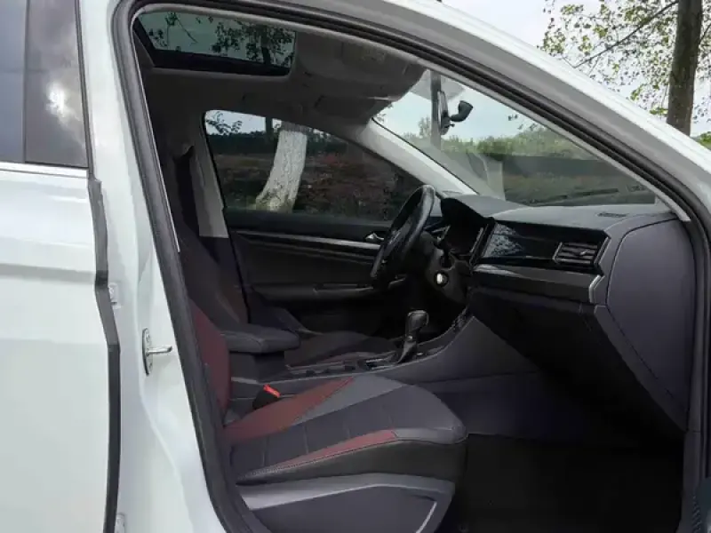 2021 Volkswagen Bora с пробегом 72 000 км