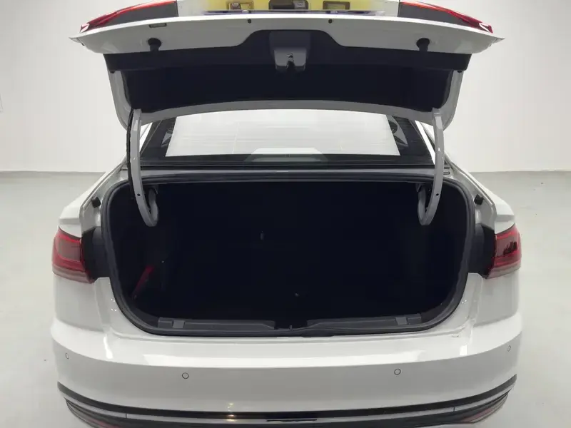 2023 Volkswagen Bora с пробегом 8 600 км