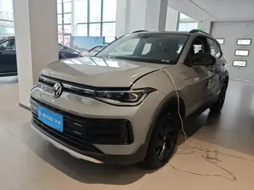 2025 Volkswagen Tharu с пробегом 3 900 км
