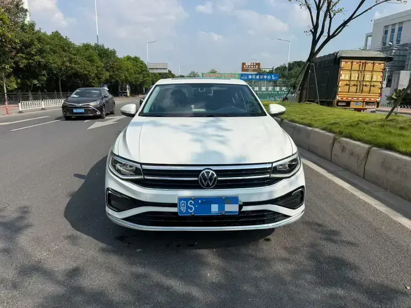 2023 Volkswagen Bora с пробегом 61 000 км