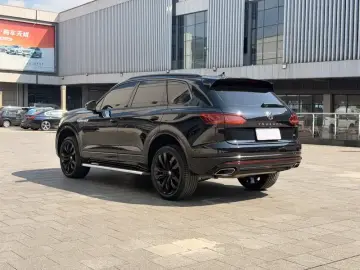 2021 Volkswagen Touareg с пробегом 80 000 км
