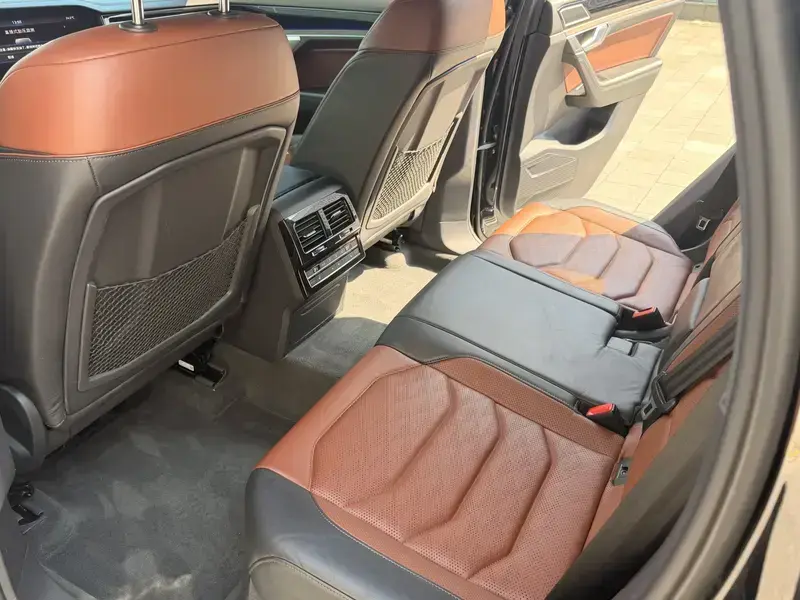 2021 Volkswagen Touareg с пробегом 80 000 км