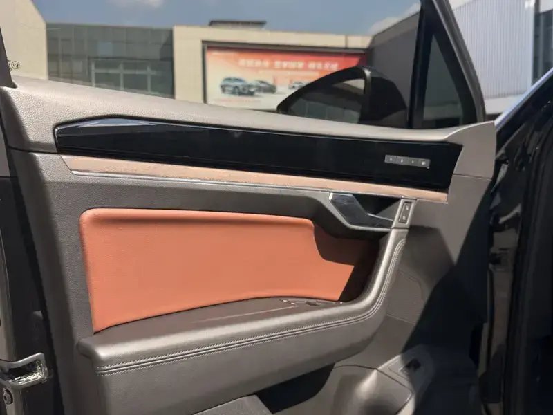 2021 Volkswagen Touareg с пробегом 80 000 км
