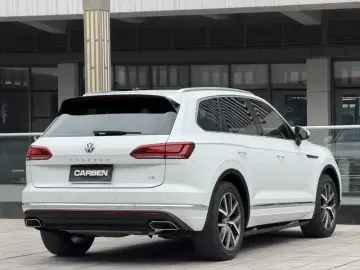 2019 Volkswagen Touareg с пробегом 140 000 км