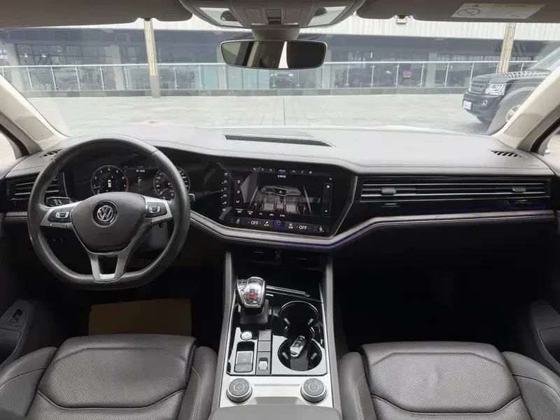 2019 Volkswagen Touareg с пробегом 140 000 км