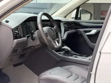 2019 Volkswagen Touareg с пробегом 140 000 км