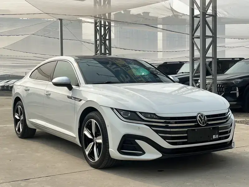 2021 Volkswagen Passat CC с пробегом 99 000 км
