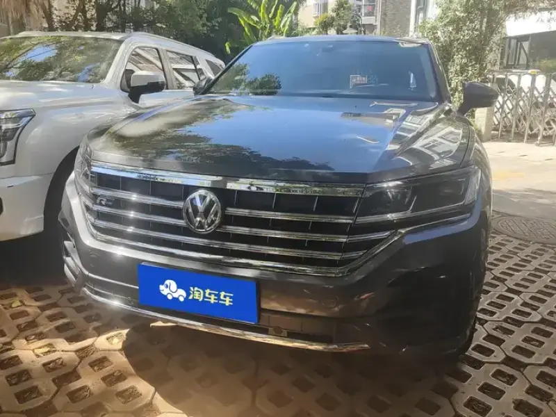 2019 Volkswagen Touareg с пробегом 138 000 км