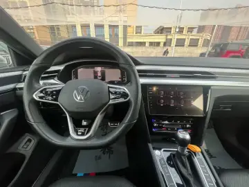 2021 Volkswagen Passat CC с пробегом 99 000 км