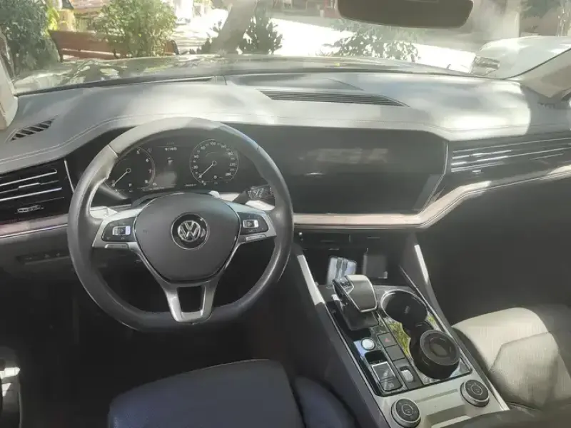 2019 Volkswagen Touareg с пробегом 138 000 км