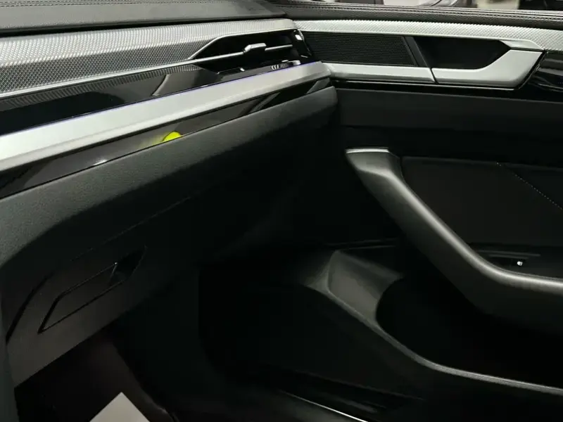 2023 Volkswagen Passat CC с пробегом 24 000 км
