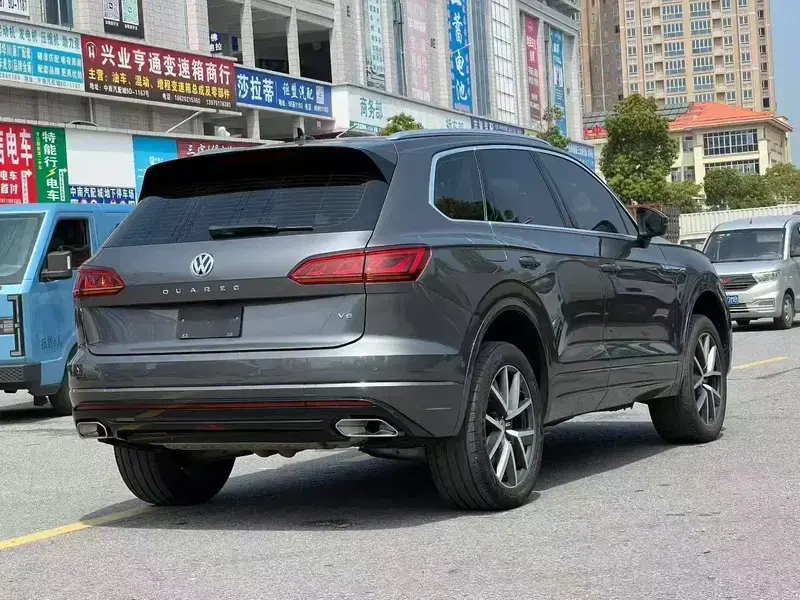 2020 Volkswagen Touareg с пробегом 139 000 км