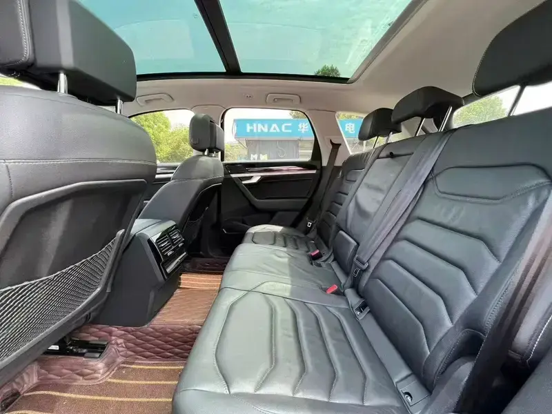 2020 Volkswagen Touareg с пробегом 139 000 км