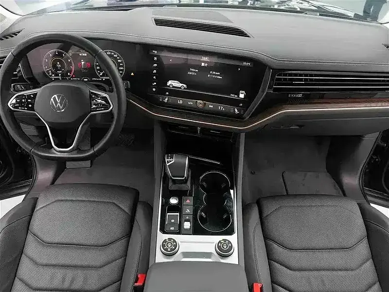 2022 Volkswagen Touareg с пробегом 46 000 км