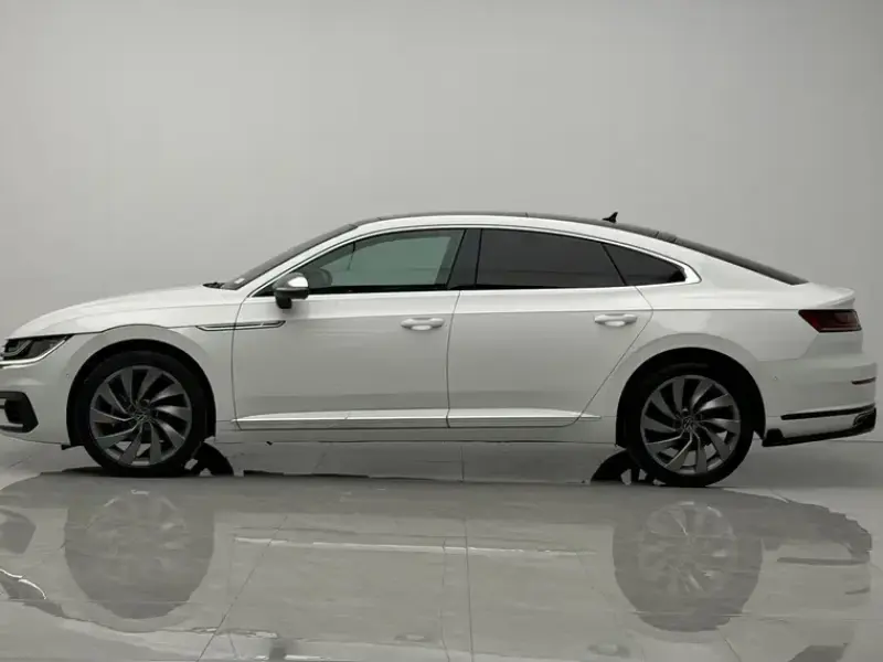 2019 Volkswagen Passat CC с пробегом 89 000 км